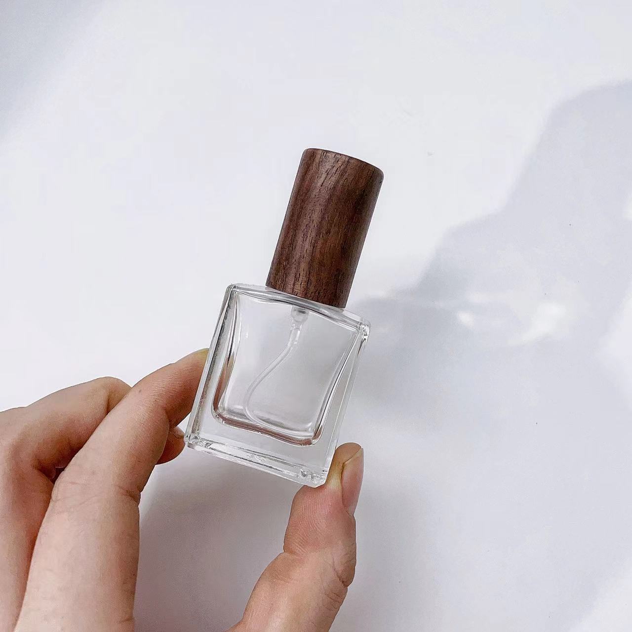 10ml przezroczysta grube szkło – Perfume Quotes recenzja i cena